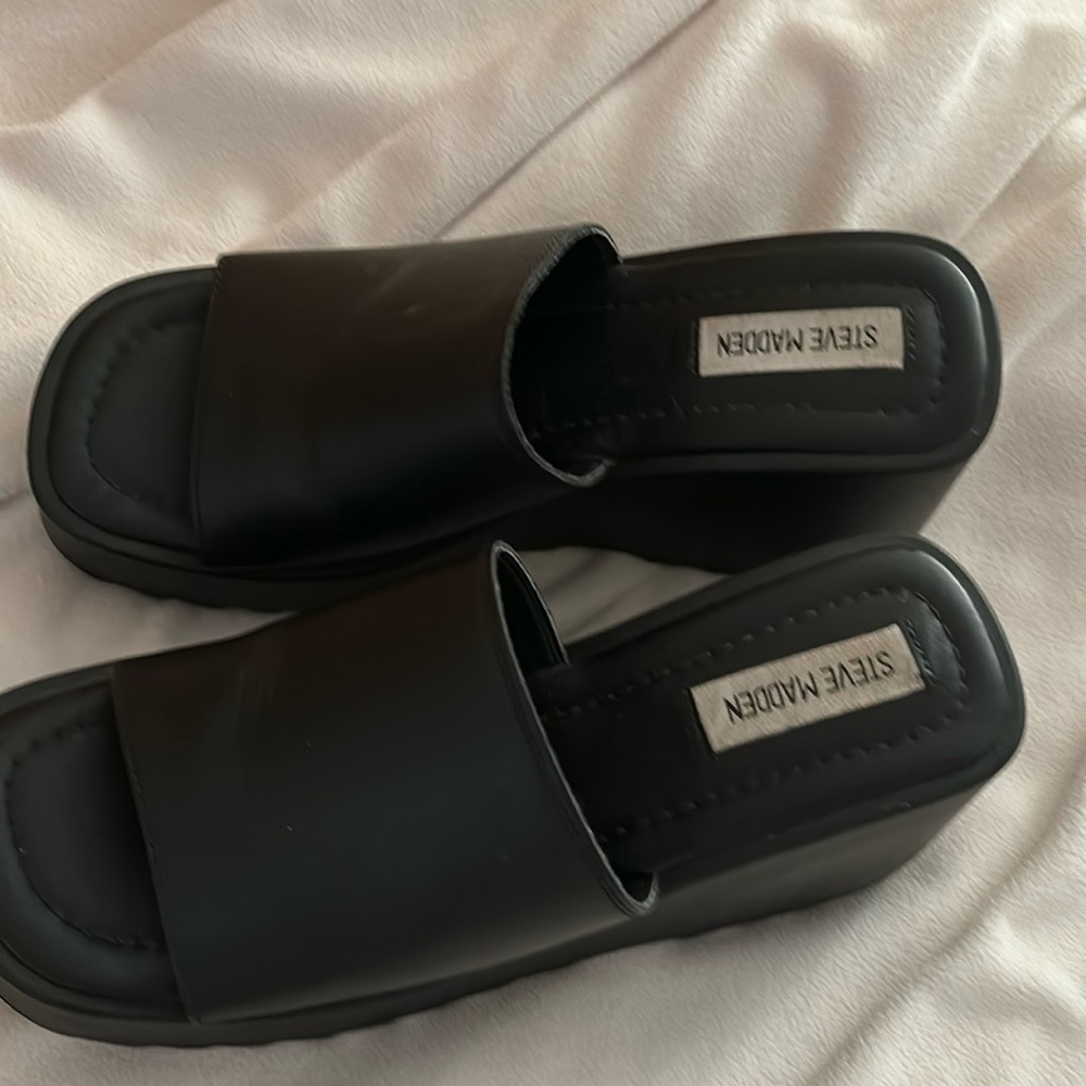 STEVE MADDEN PEPE30 BLACK LEATHER CHUNKY PLATFORM SLIDE NWOT SIZE 8.5